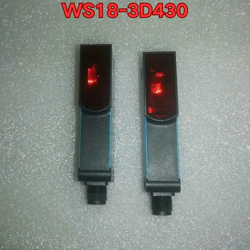 리퍼 센서 WS18-3D430 작동 상태
