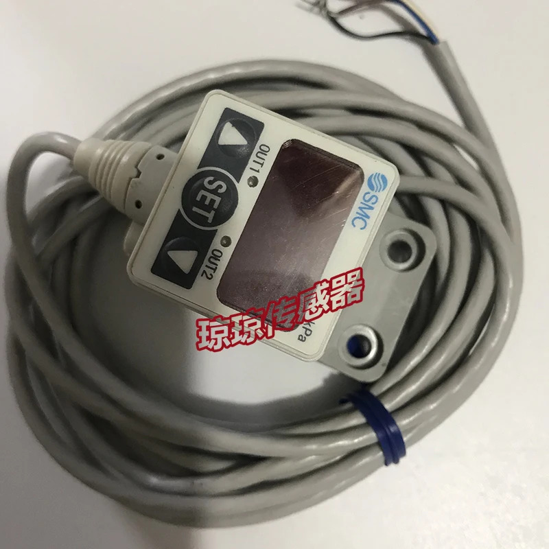 SMC 디지털 압력 스위치 센서 ZSE40-C4-70L C4-70 C4-70-M C4-70L-M