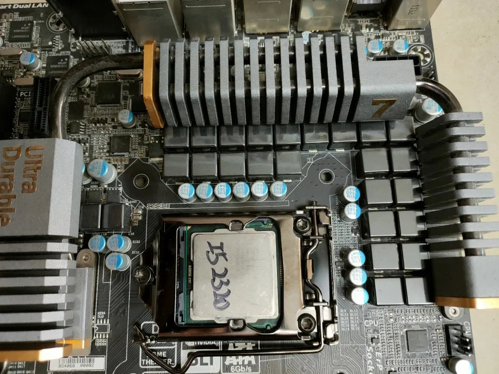 Gigabyte호환GA-Z68X-UD7-B3 데스크탑 Ddr3 메보드24상 전원공급장치 1155핀 오버클럭