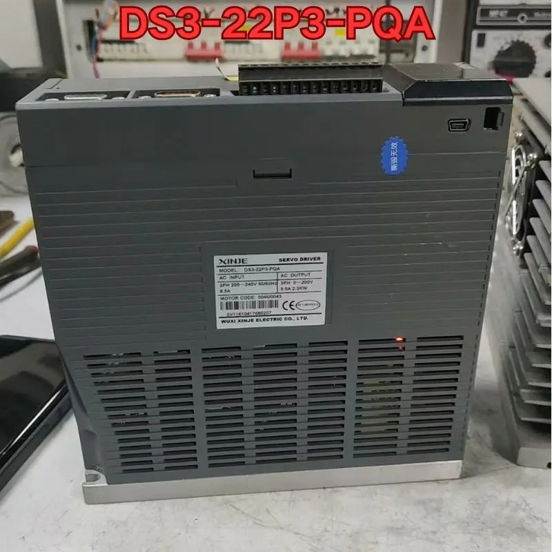 리퍼 Xinjie 서보 드라이브 DS3-22P3-PQA 기계 완료