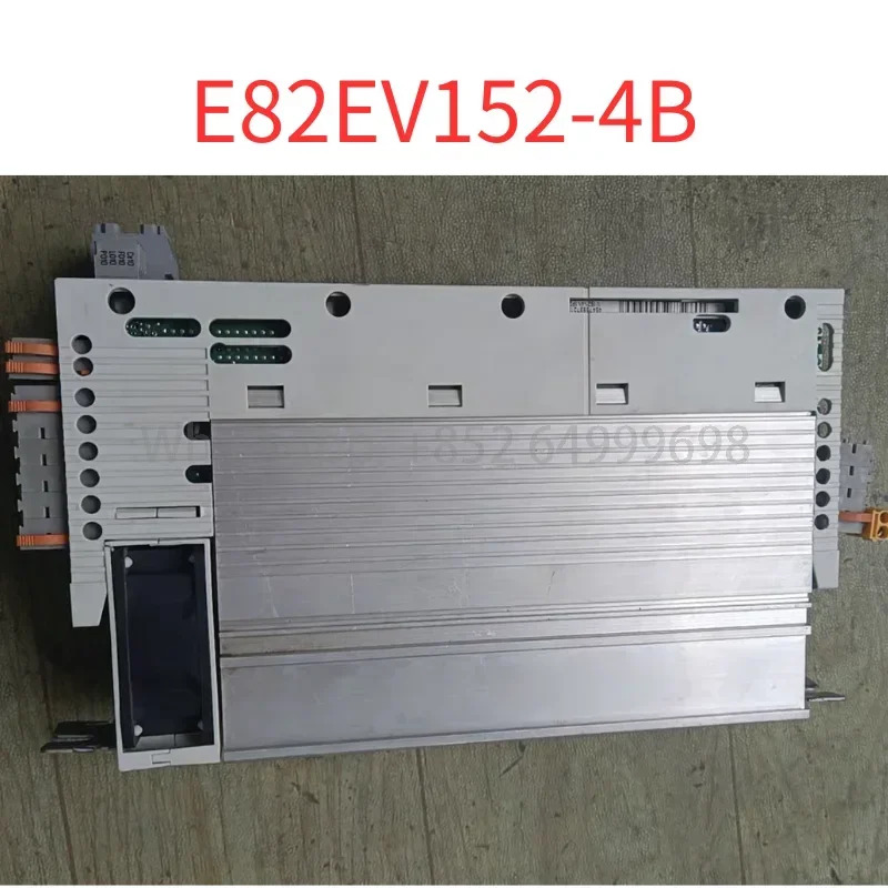 리퍼 인버터 1.5KW 380V E82EV152-4B OK