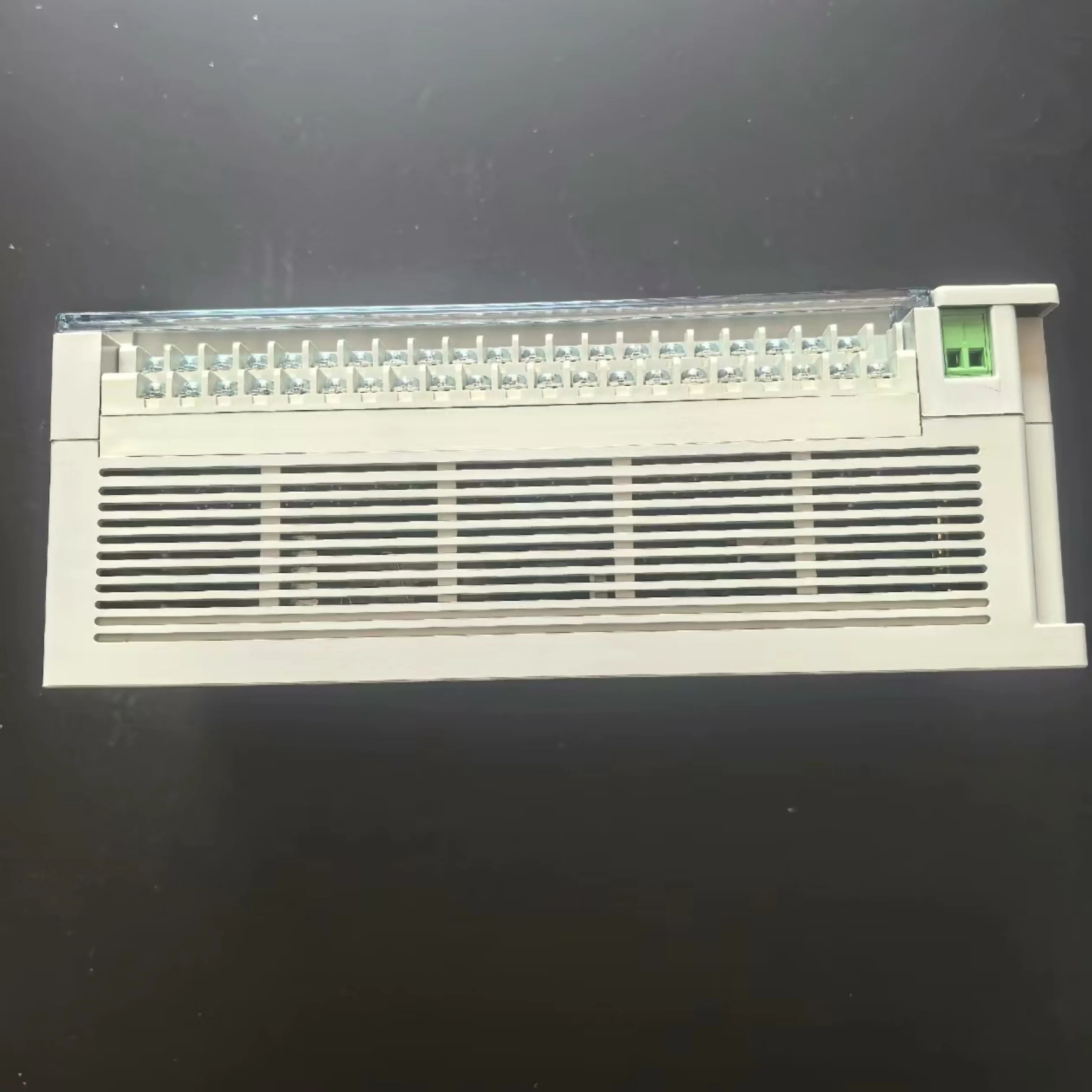 DVP64EH00R3 DVP64EH00T3 PLC 모듈 새