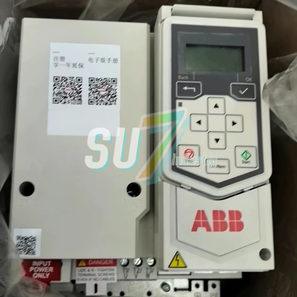 ACS530-01-017A-4 ACS530-01-025A-4 주파수 변환기 원본