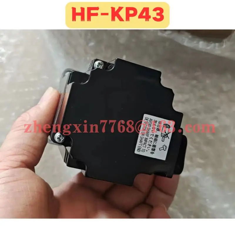 오리지널 HF-KP43 HF KP43 서보모터 신