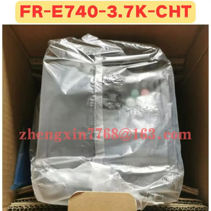 오리지널 FR-E740-3.7K-CHT 주파수 변환기 신
