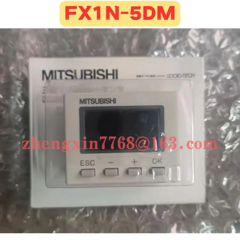 오리지널 FX1N-5DM 모듈 신