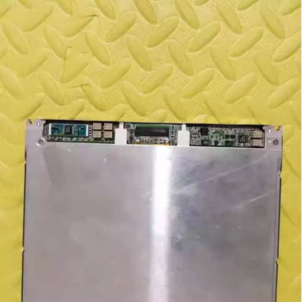 LM100SS1T522 LCD 화면