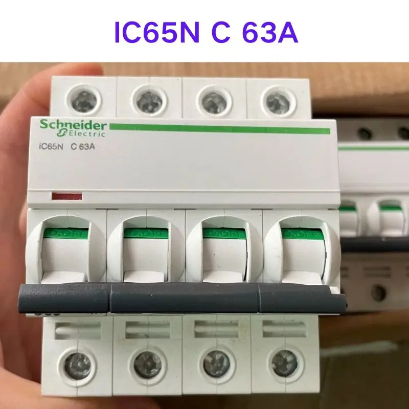 회로차단기 IC65N C 63A 신