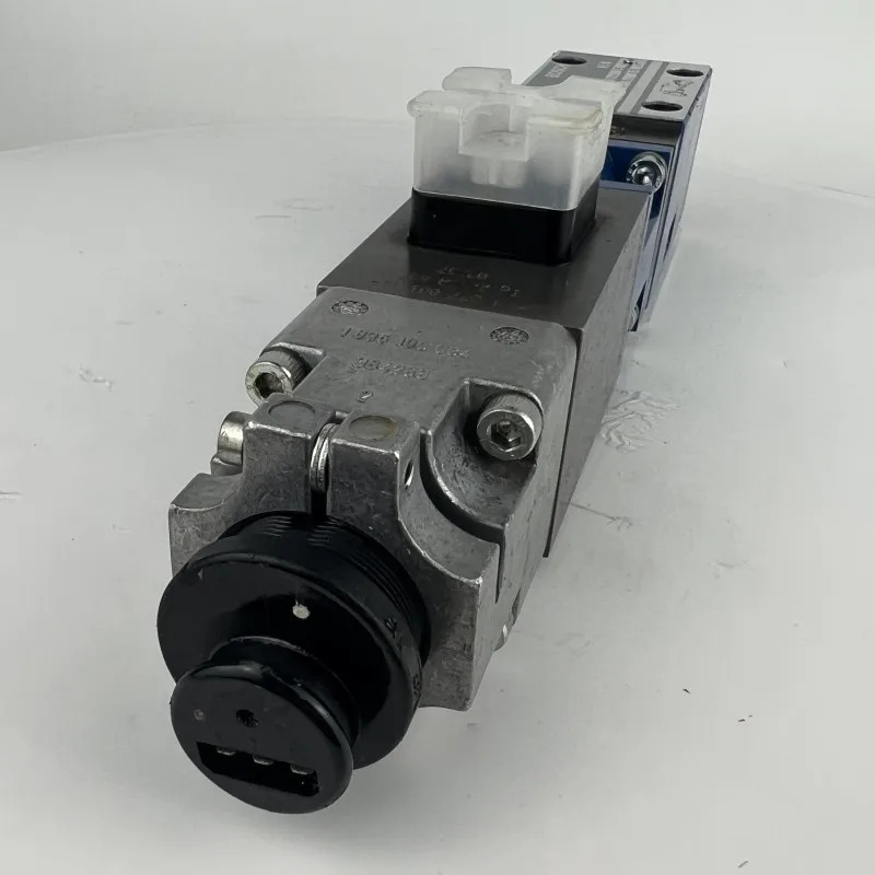좋은Zhenyuan DREB6X-11/175MG24-25Z4M 0811402051 비례 감압밸브 DREB 6X-1X/75MG24-25Z4M HYD 081140