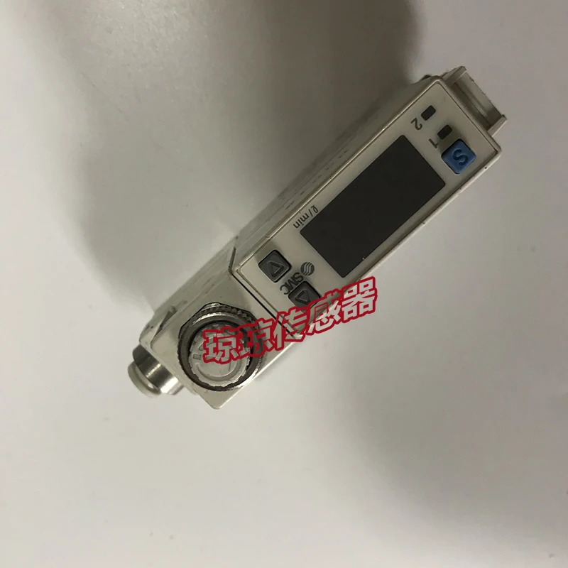 SMC 디지털 유량계 스위치 센서 PFM710S-C6-A-M
