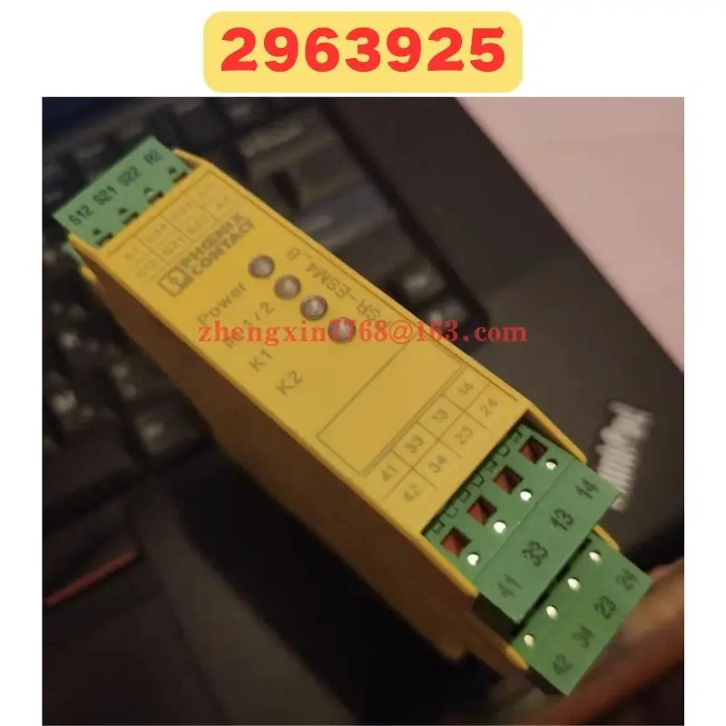 리퍼 완료 안전 릴레이 2963925 PSR-SPP-24UC ESM4 3X1 1X2 B