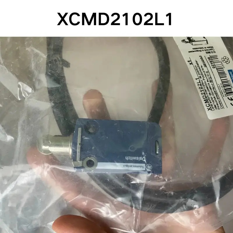 XCMD2102L1 스위치 리미터 신