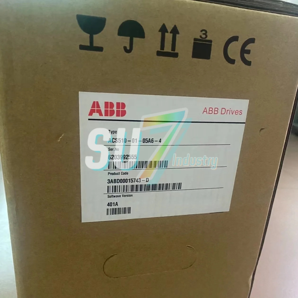 ACS510-01-04A1-4 ACS510-01-05A6-4 주파수 변환기 원본
