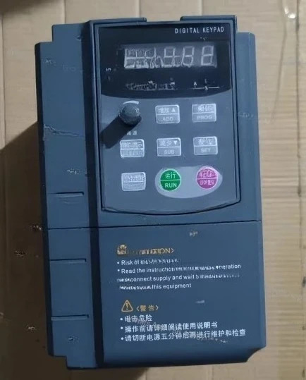 HS-A520-3.7K3B 인버터 380V-3.7KW 리퍼 기능이 좋습니다.