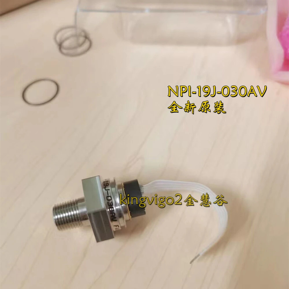 NPI-19J-030 Amphenol 고급 센서