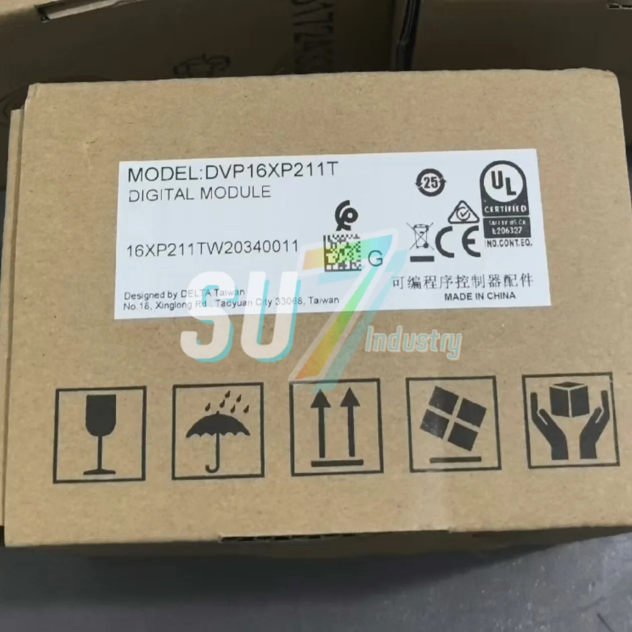DVP16XP211R DVP16XP211T 새 PLC 모듈