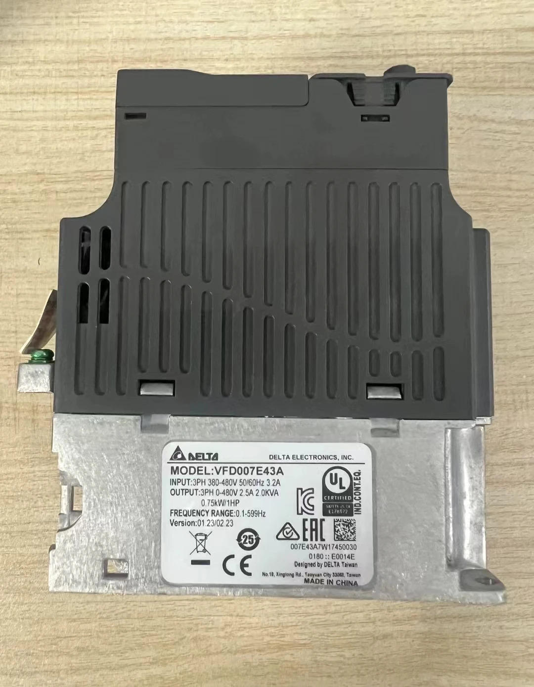 리퍼 인버터 기능 OK VFD007E43A 0.75kW