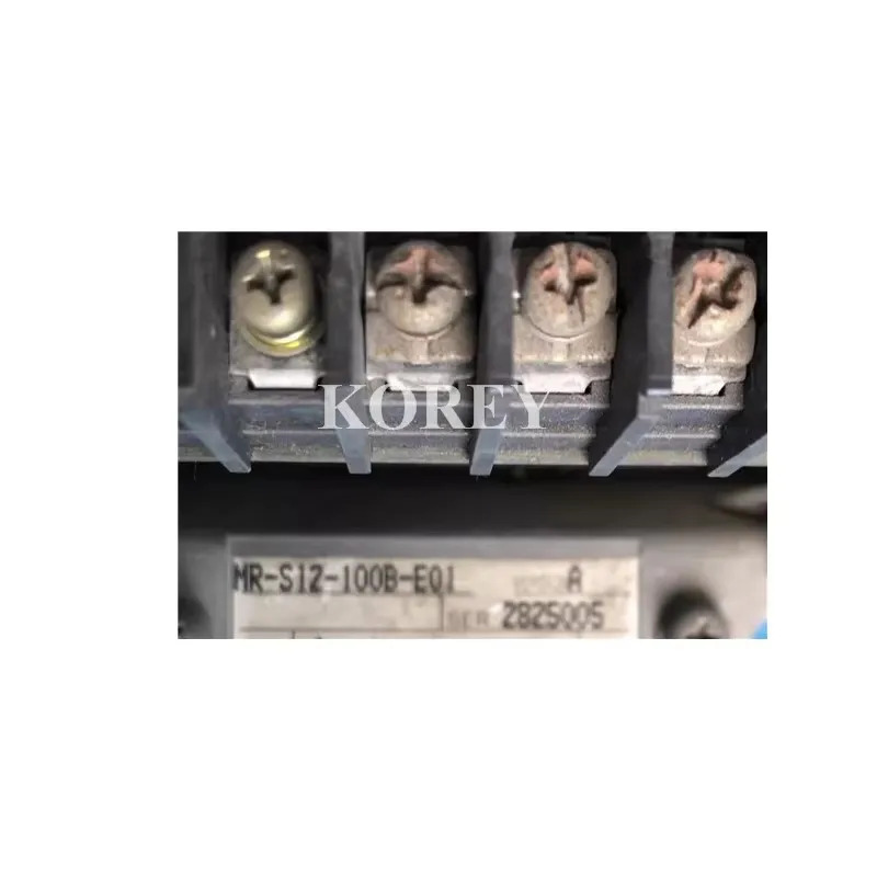 서보 드라이버 유닛 MR-S12-80A-E01 MR-S12-100B-E01 상태