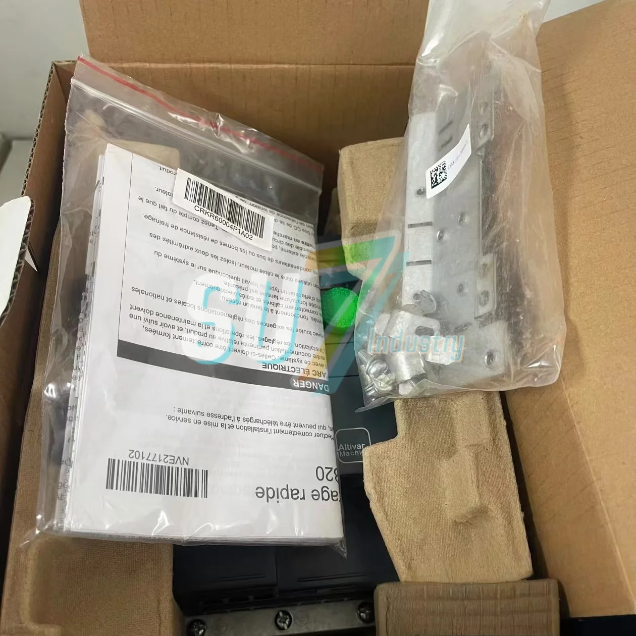 ATV320U22N4C ATV32HU11N4 인버터 새
