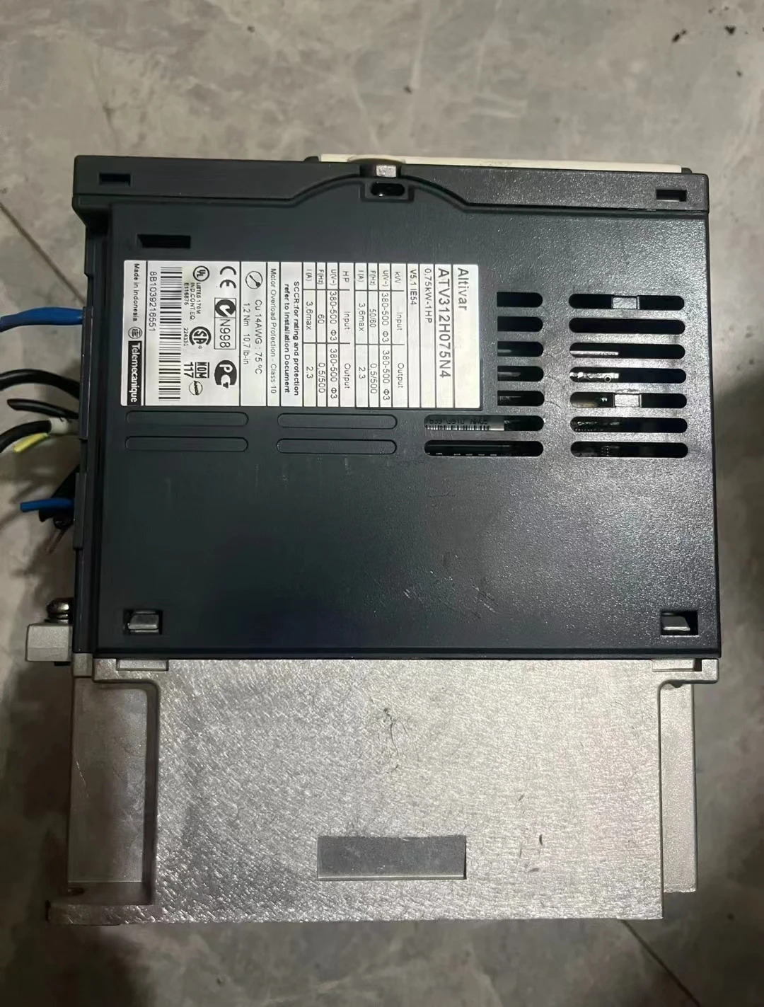 ATV312H075N4 리퍼 인버터 0.75kW-1hp호환 기능 OK