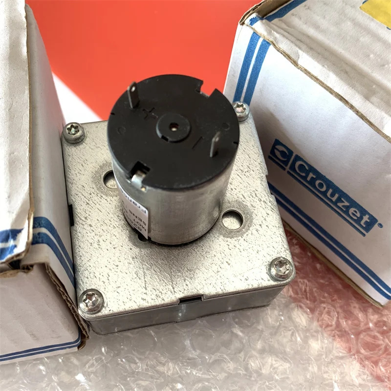 브러시 타입 크루젯 3W DC 모터 8.6rpm 12V 82867006-12V