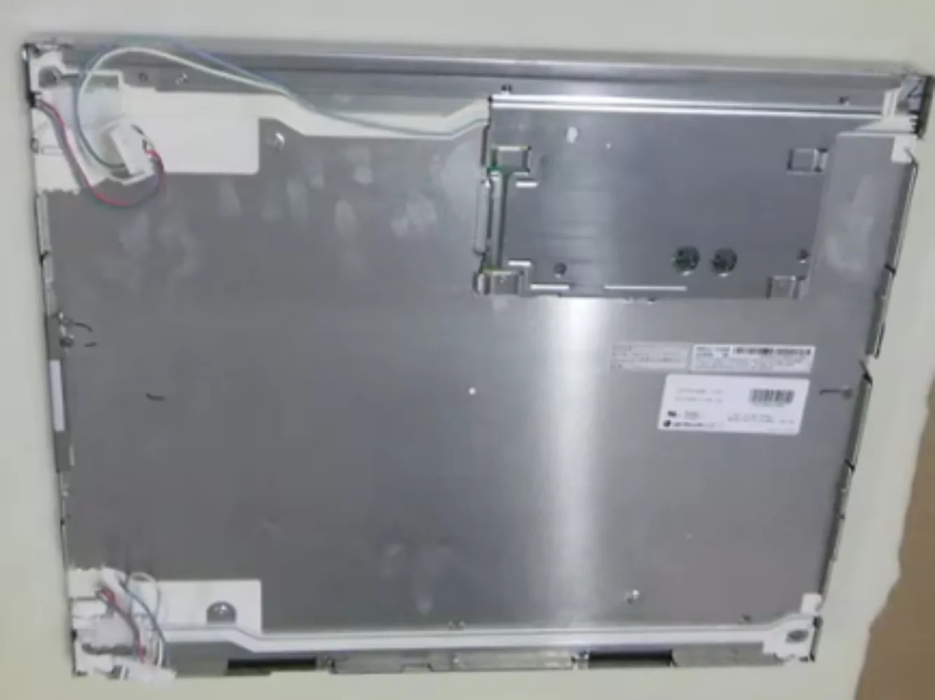 LM181E06-C4 LCD 디스플레이 화면