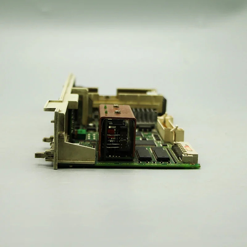 SIMODRIVE 611 범E HR 2 축 제어 유닛 6SN1118-0NH11-0AA0