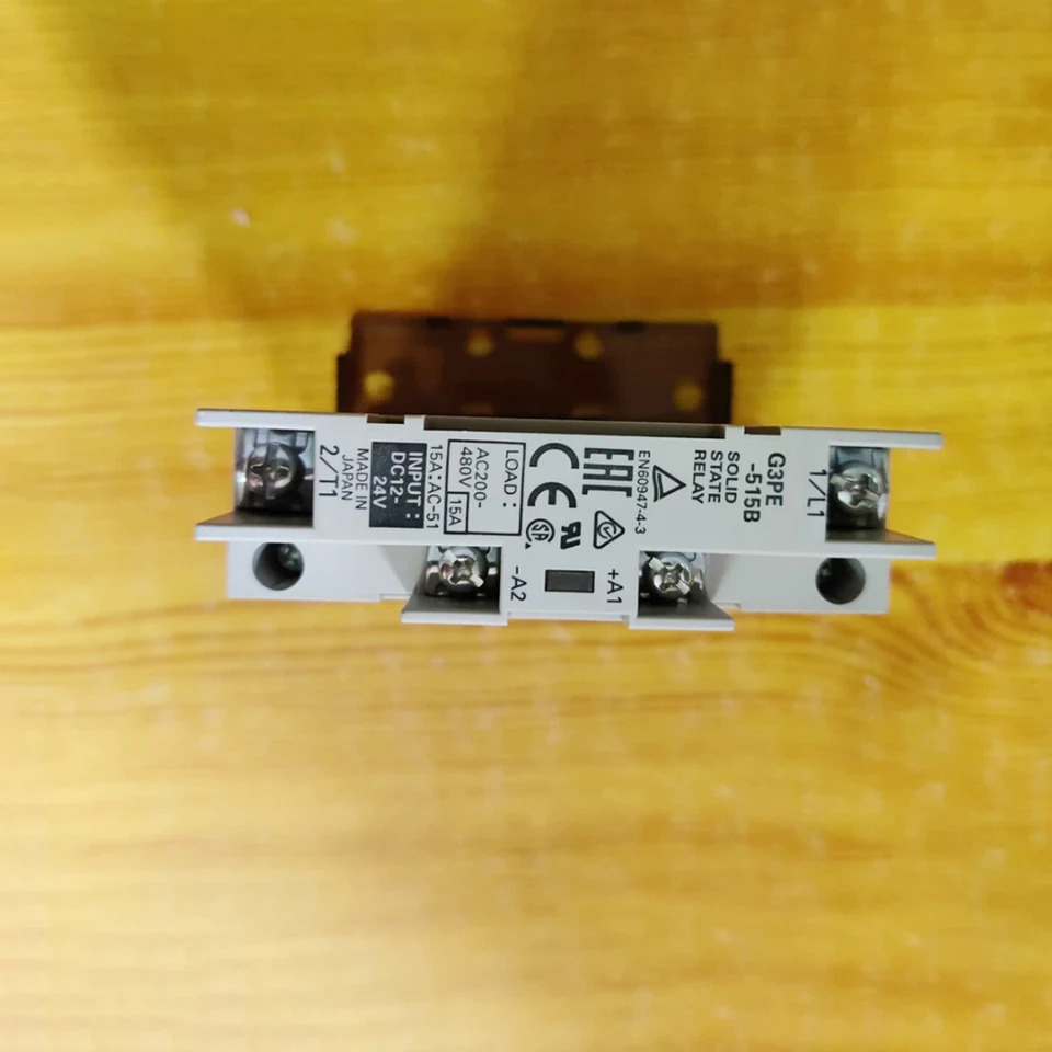 솔리드 스테이트 릴레이 G3PE-515B DC12-24 15A