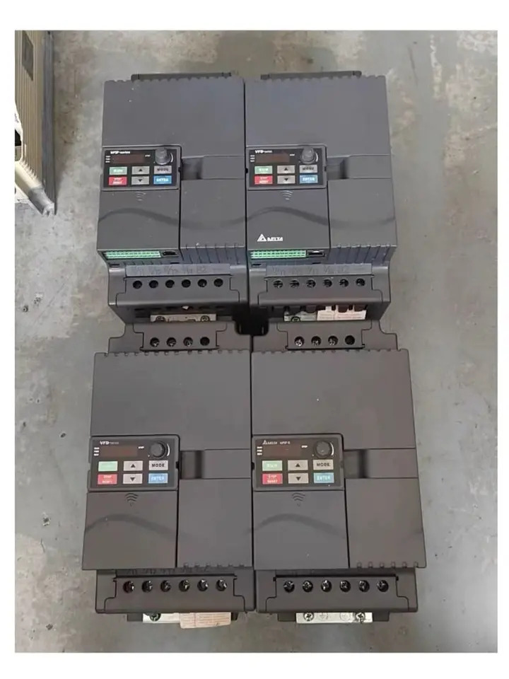 리퍼 완료 주파수 변환기 신 VFD110E43A