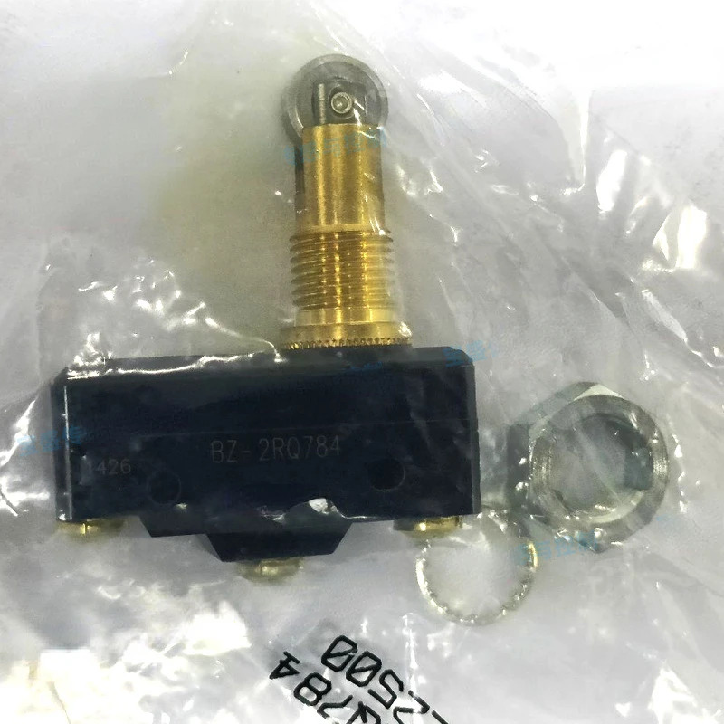 BZ-2RQ784 마이크로 스위치 SPDT 회로 250Vac 15A
