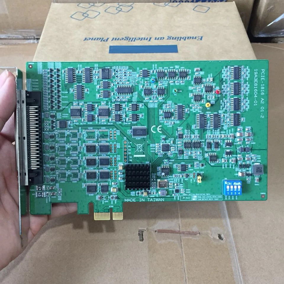 Advantech PCI Express 카드 캡처 16 채널 1 MS/s PCIE-1816 A2