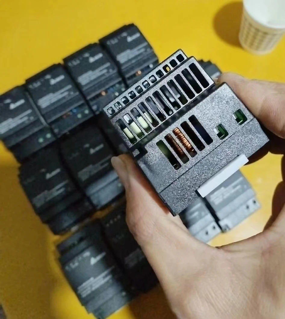 DRC-12V30W1A 리퍼 가이드 레일형 스위칭 전원공급장치 기능 확신