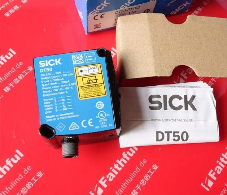 SICK DT50-P1123 중거리 센서 1047118
