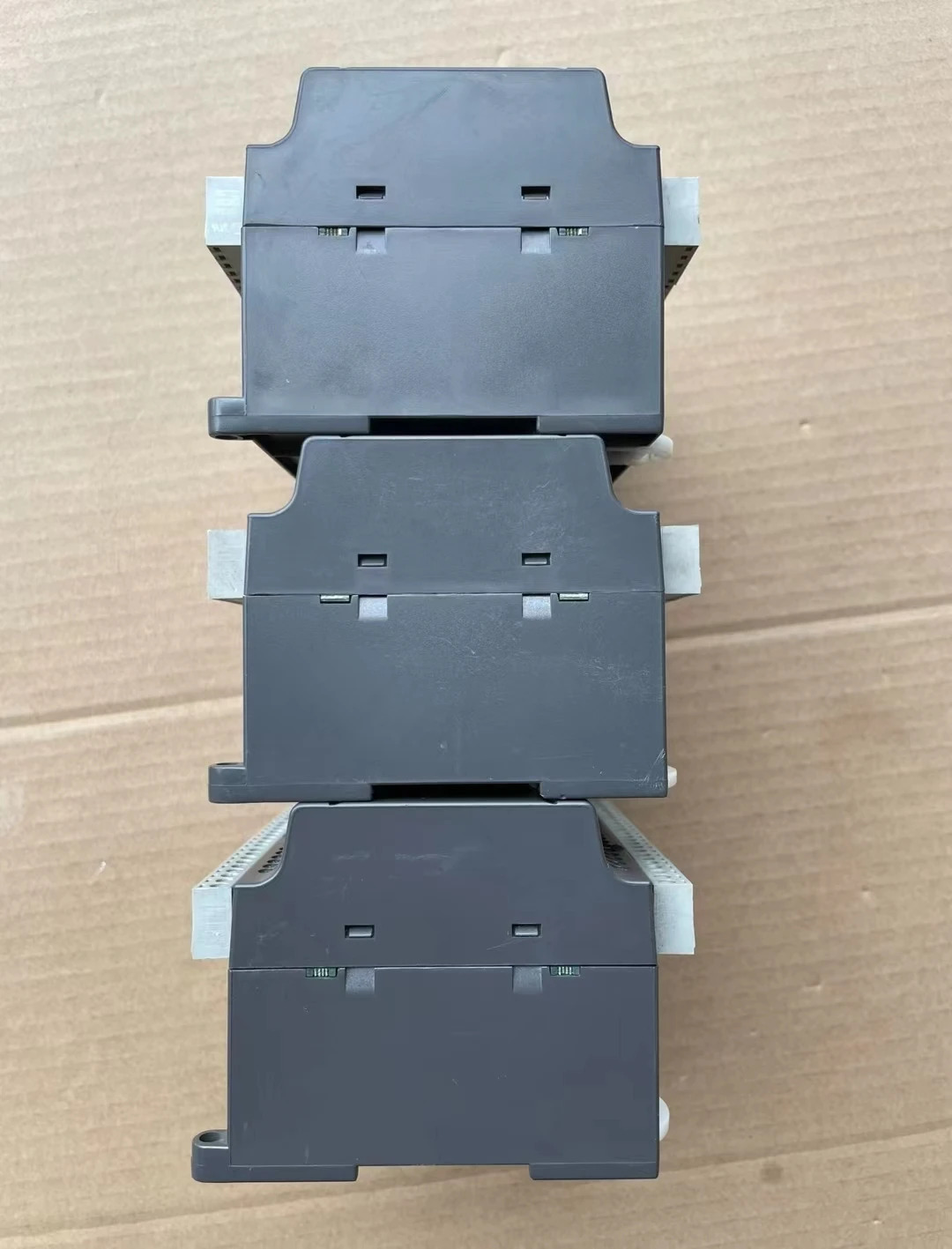 DVP32ES200R PLC 기능 작동 사OK