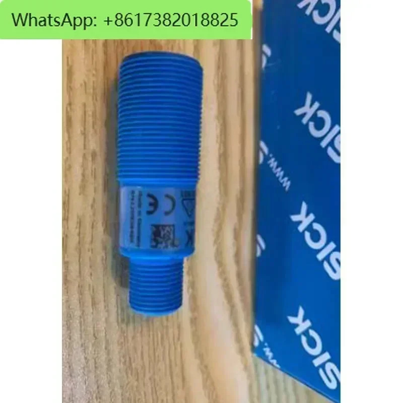 UM18-212161101 초음파 센서 오리지널 실린더