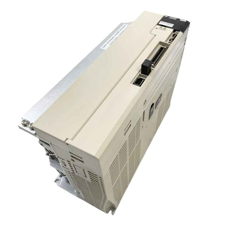 새 Yaskawa SGDV-120D01A 서보 드라이브