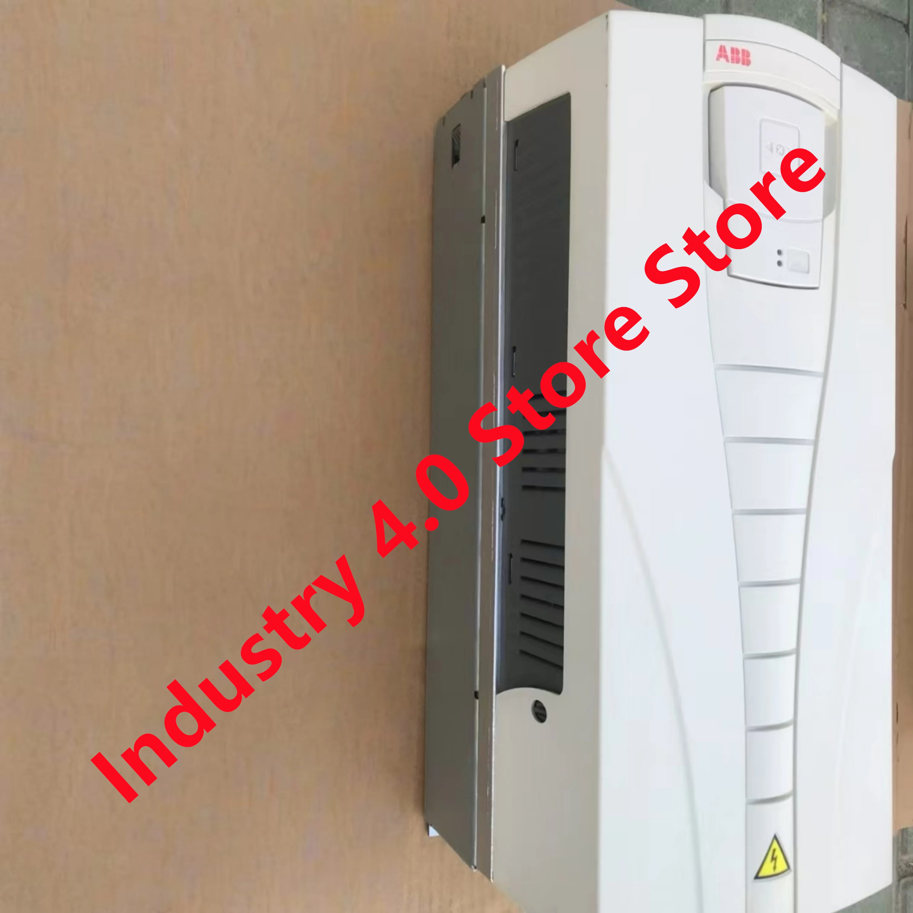 ACS550-01-031A-4 ACS550-01-038A-4 원본