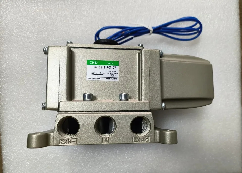 FS2-03-4-220V FS3-04-4-220V FS4-04-4 CKD 솔레노이드 밸브 220V 110V