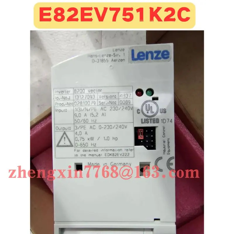 오리지널 E82EV751-2C 주파수 변환기 E82EV751K2C