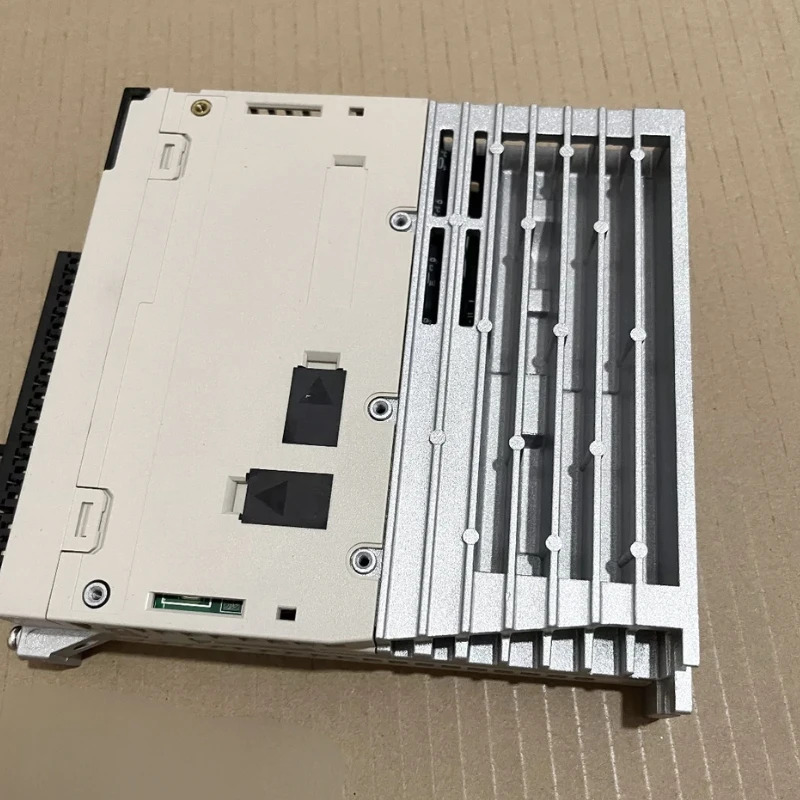 SGD7S-2R8A00A Yaskawa 서보 드라이브 신속