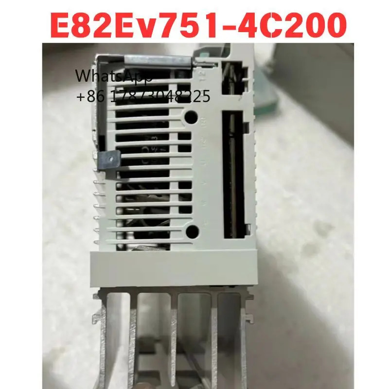 리퍼 E82Ev751-4C200 주파수 변환기 기능 OK