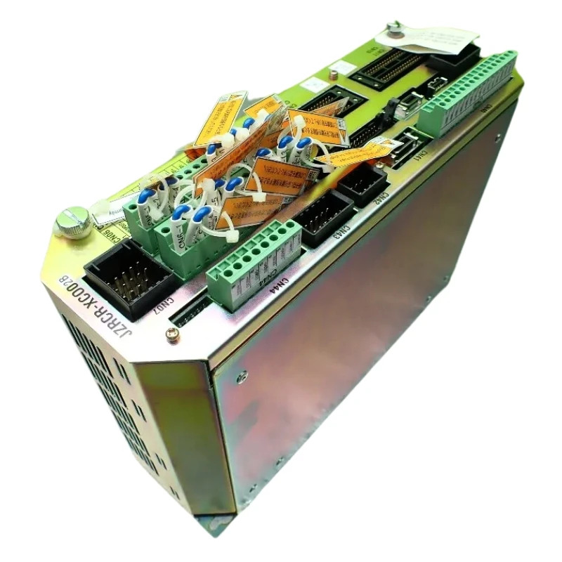 새 Yaskawa JZRCR-XC002B 서보 컨트롤러