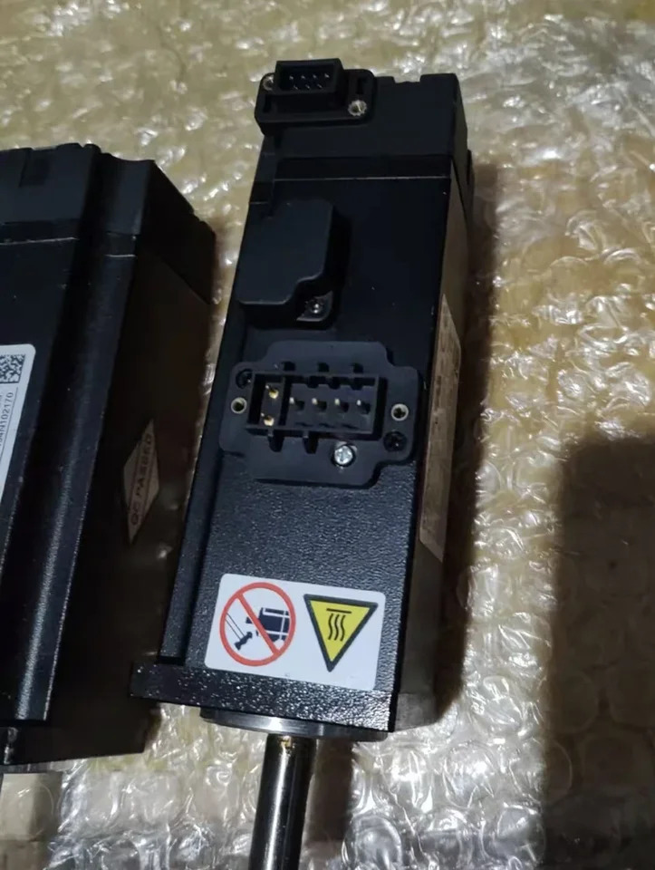 리퍼 서보 브레이크 모터 MS1H1-10B30CB 100W