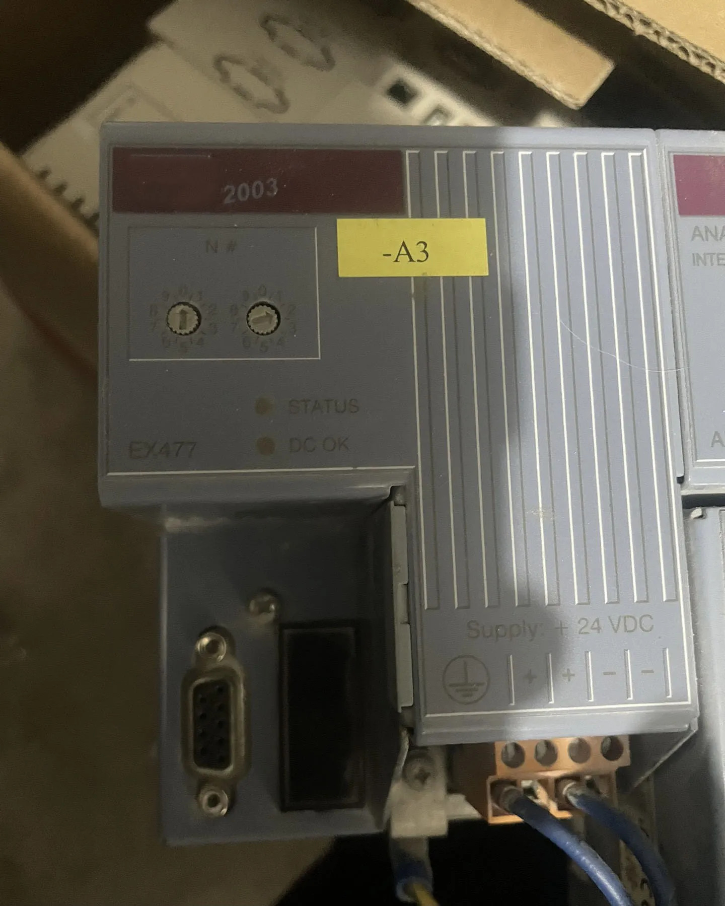 2003 I/O 모듈 EX477 7EX477.50-2 컨트롤러 70% 신규