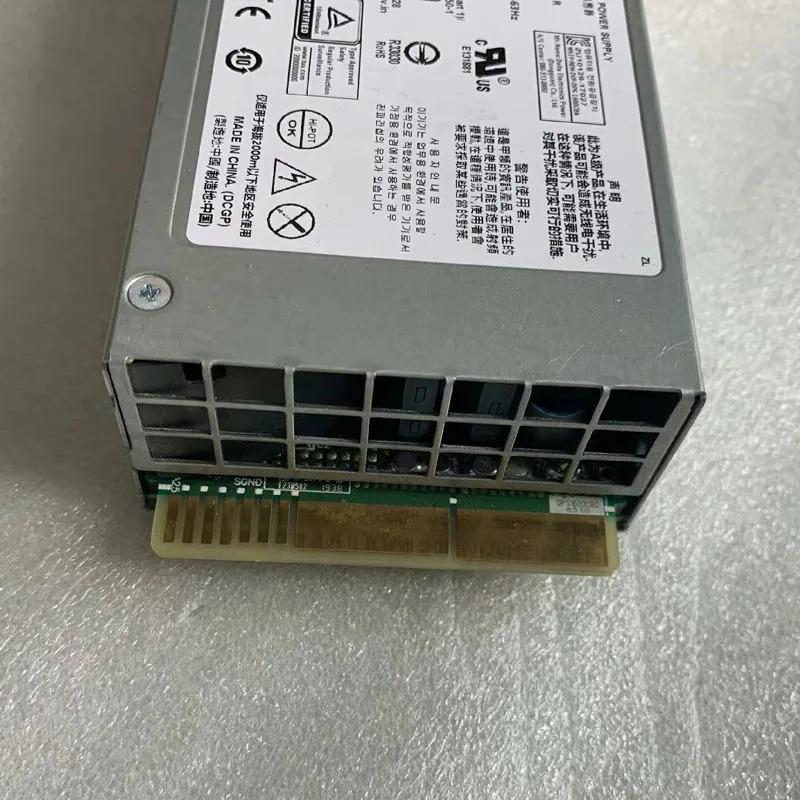 슈퍼마이크로 PWS-1K66P-1R 예비 백금 전원공급장치 PSU 1U 1600W