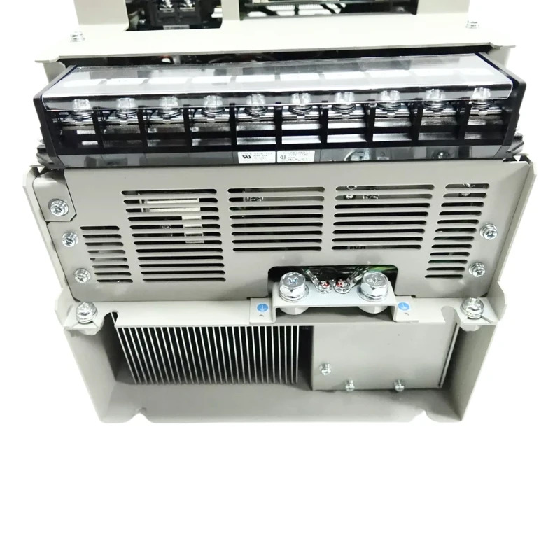 새 Yaskawa SGDM-75AC-SD1 서보 드라이브
