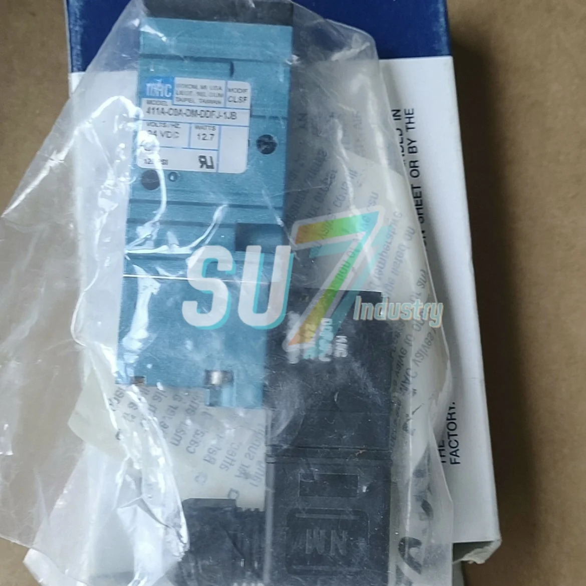 솔레노이드 밸브 411A-C0A-DM-DDFJ-1JB 411A-C0A-DM-DDFJ-1JD 411A-C0A-DM-DDFJ-1KJ 내 새