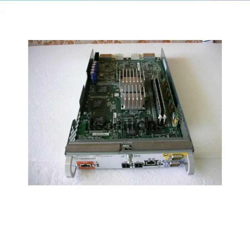 EMC CX300 컨트롤러 100-561-501 005048349 보고서 제공