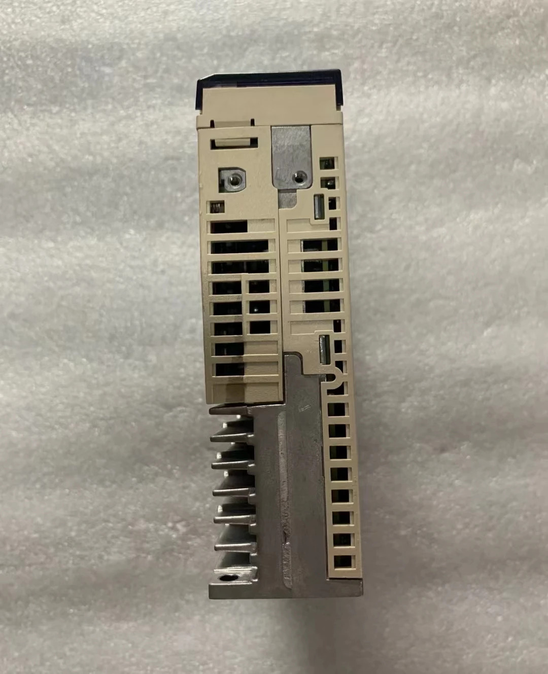 SGDV-1R6A11B002000 리퍼 서보 드라이브 200W 기능 OK