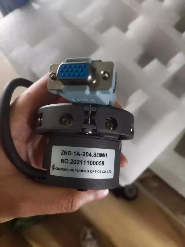 엘리베이터 인코더 ZND-1A-204.8BM 오리지널 A-ZND-1E-204.8BM 1-0.3 m-0.2m